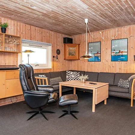 8 Person Holiday In Glesborg Bønnerup