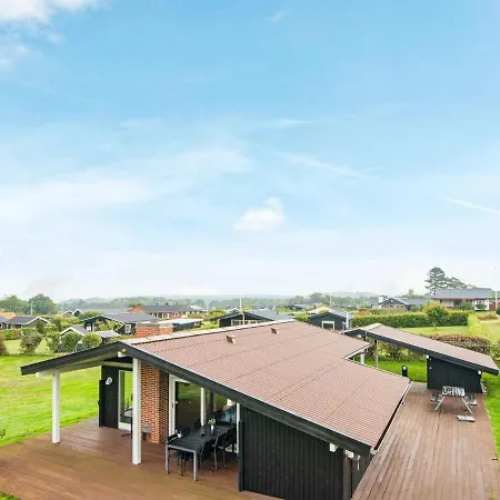 8 Person Holiday In Glesborg Bønnerup