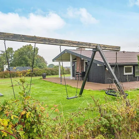 8 Person Holiday In Glesborg * Bønnerup
