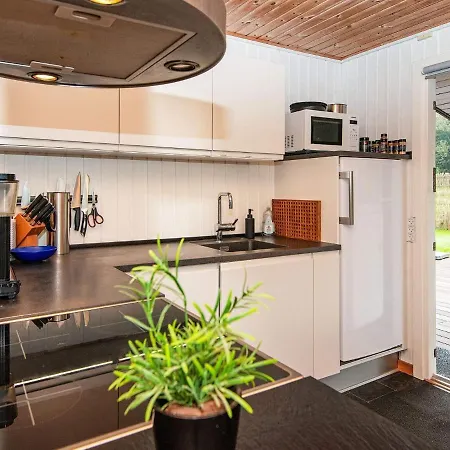 Vakantiehuis 8 Person Holiday In Glesborg